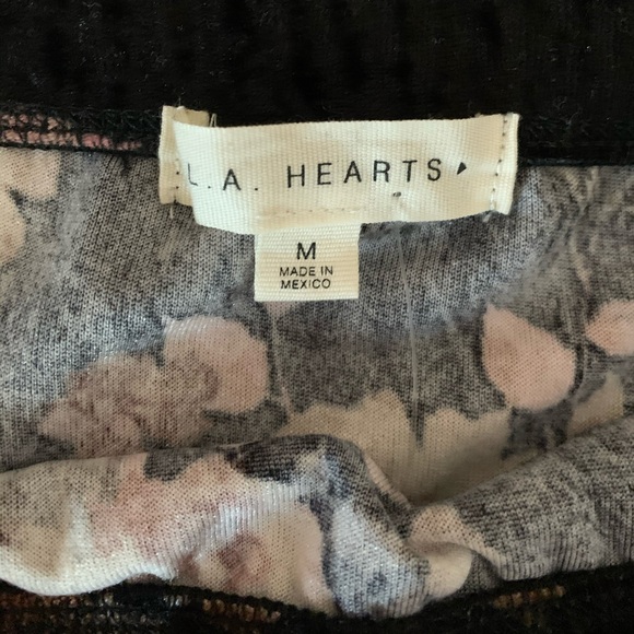 Velvet Skirt - Picture 2 of 3